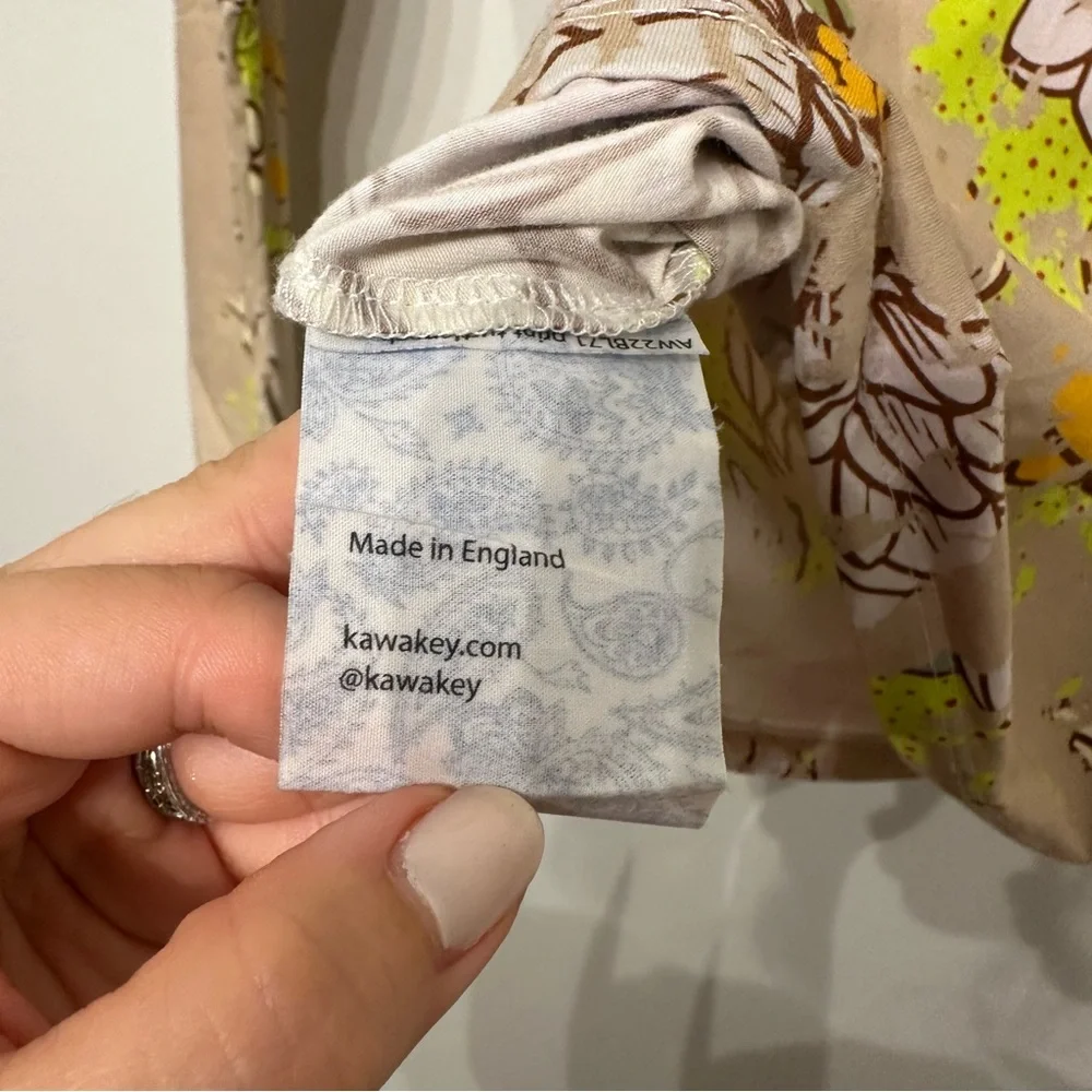 Kawakey Distressed Vintage Floral Print Turtleneck Top - Picture 9 of 10